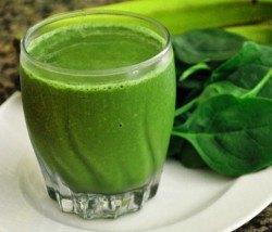 The Real Food Academy Miami green machine smoothie recipe.