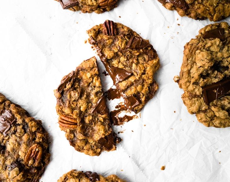 The Real Food Academy Miami's pumpkin spicy oat cookies recipe.