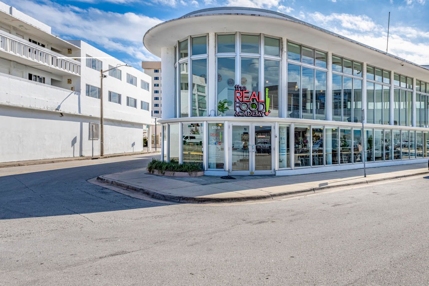 The Real Food Academy Miami store front, book an event today!