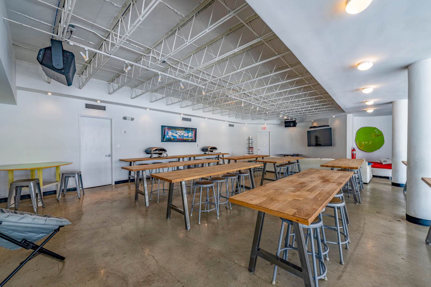 The Real Food Academy Miami cooking station.