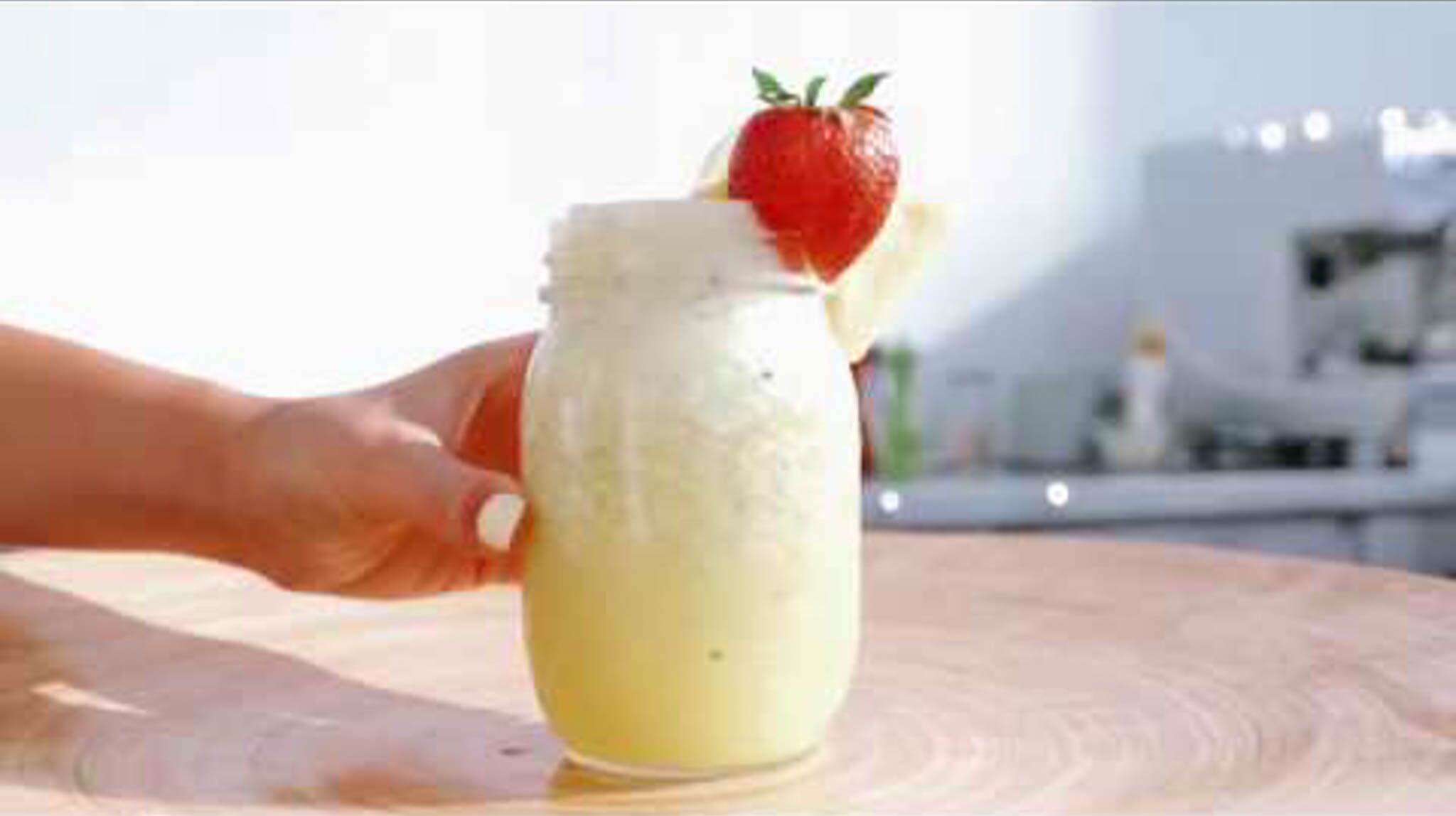 The Real Food Academy Miami aloe vera cleansing smoothie.