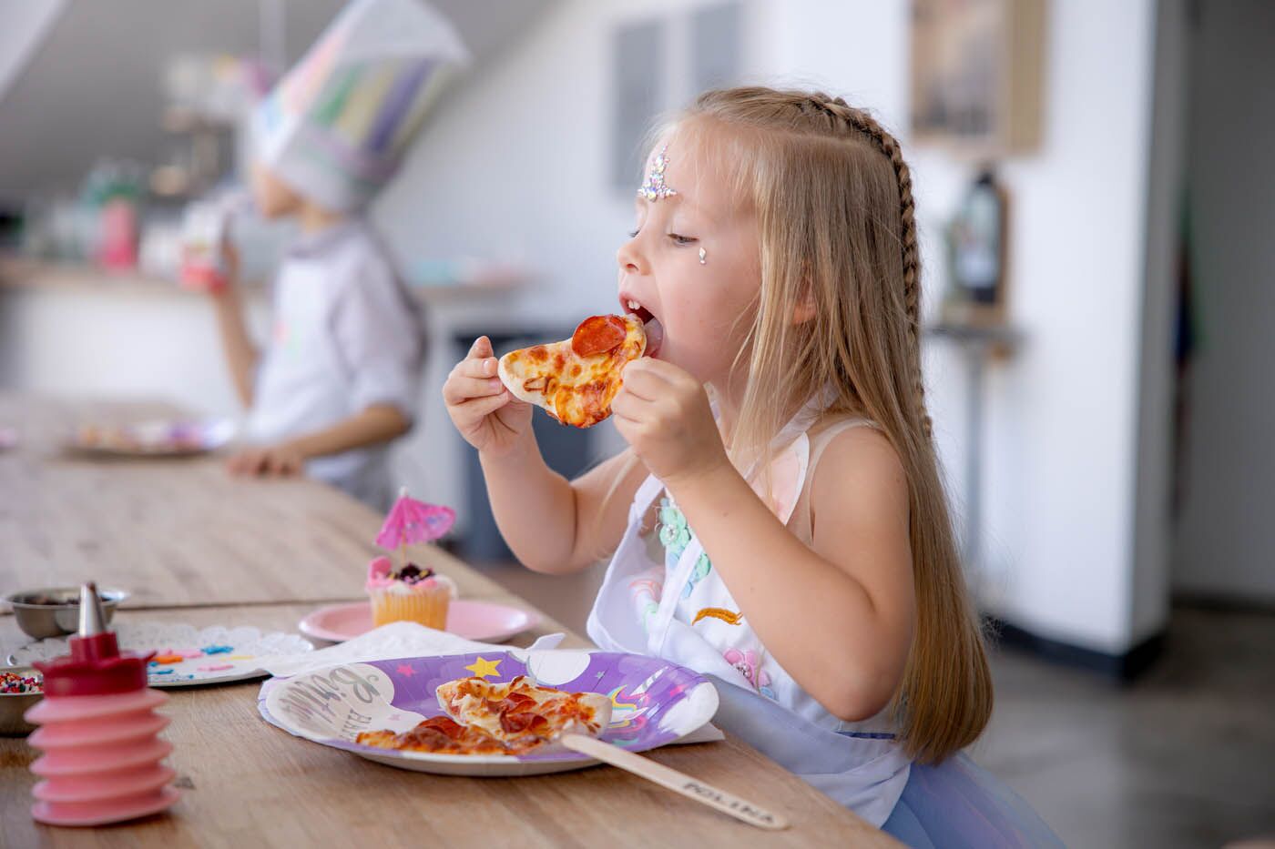 Little girl having fun at The Real Food Academy Miami kids party.