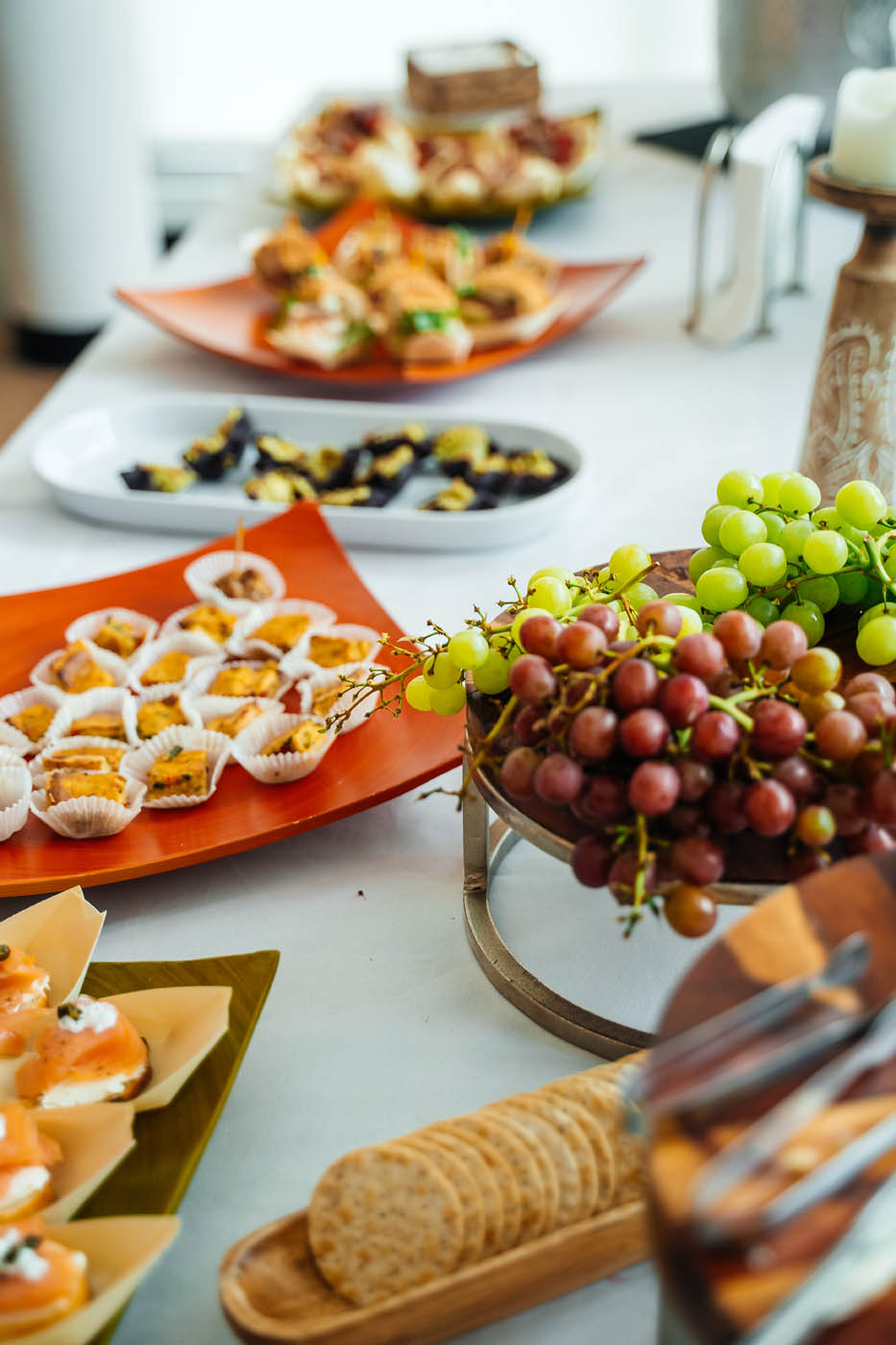 A fresh plate of grapes at The Real Food Academy Miami cooking birthday parties.