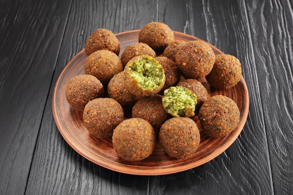 The Real Food Academy Miami oven baked crispy falafel recipe.